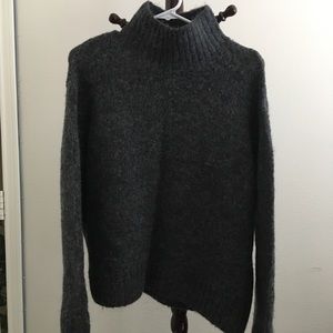 Loose-fit Grey Turtleneck